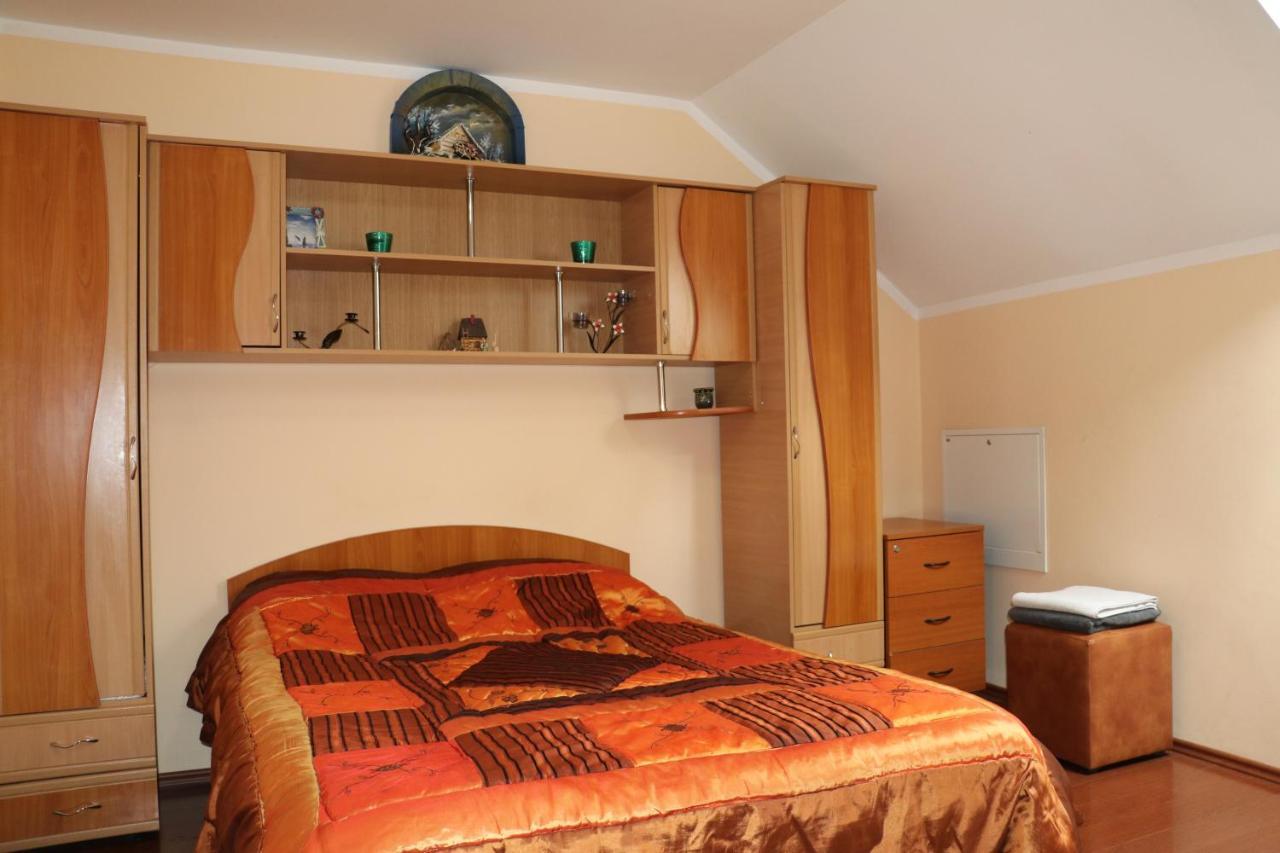 Amelia House Hotel Fagaras Exterior photo